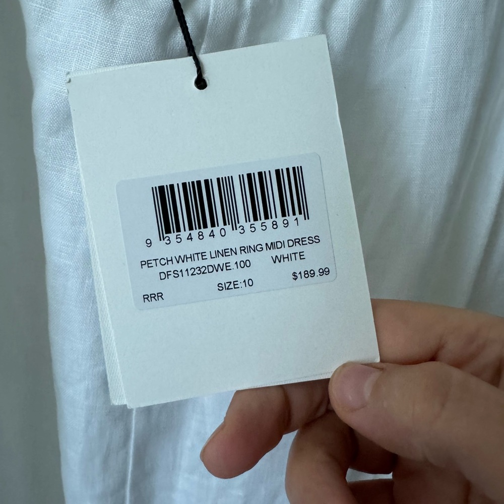 DISSH White Long Sleeve Maxi Dress. 100% linen - Picture 4 of 5